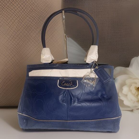 NWT Coach F19969 Perforated Elevated Leather Park Denim Tote with Charm - Picture 1 of 15